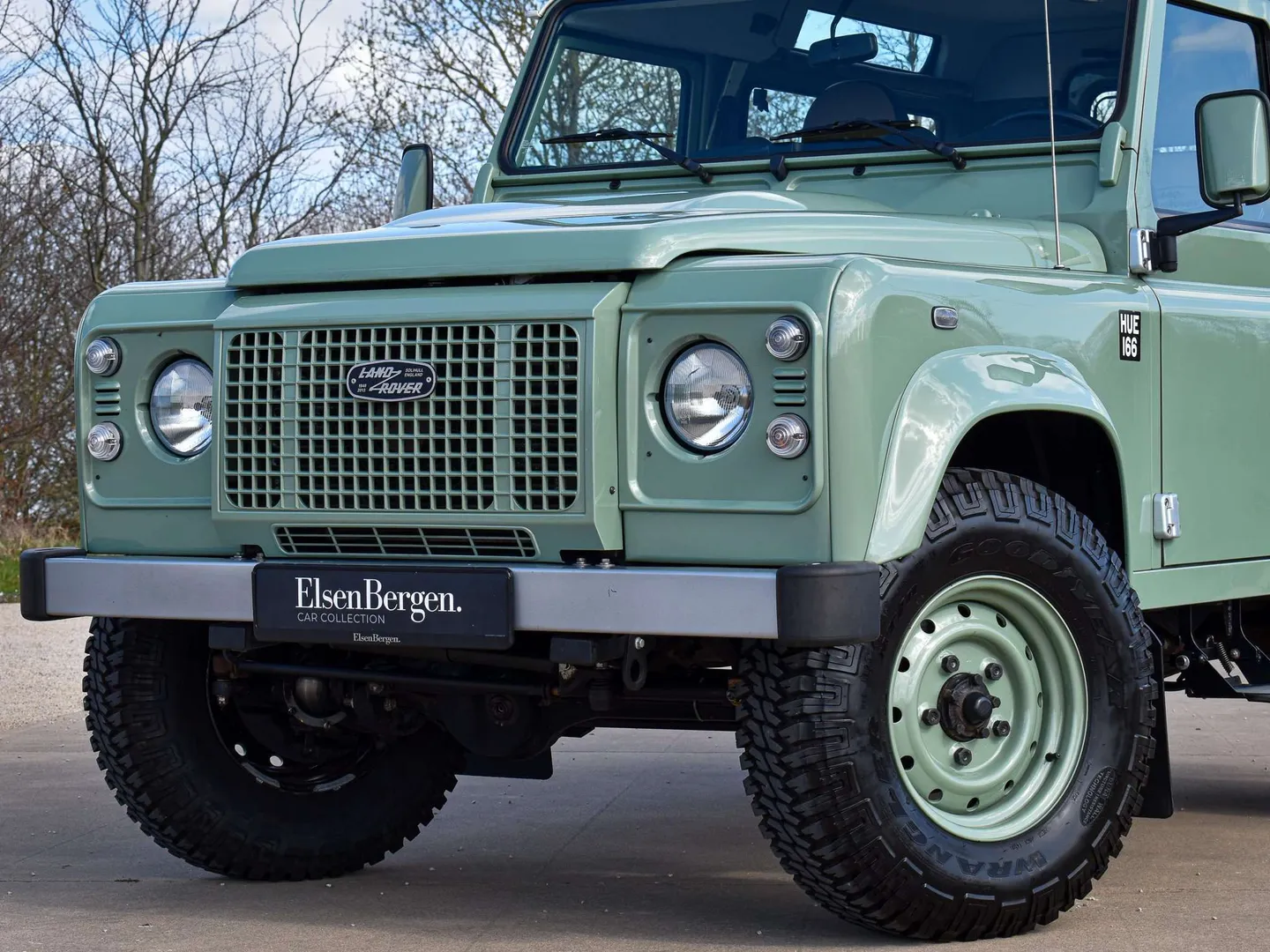 Land Rover Defender 2015
